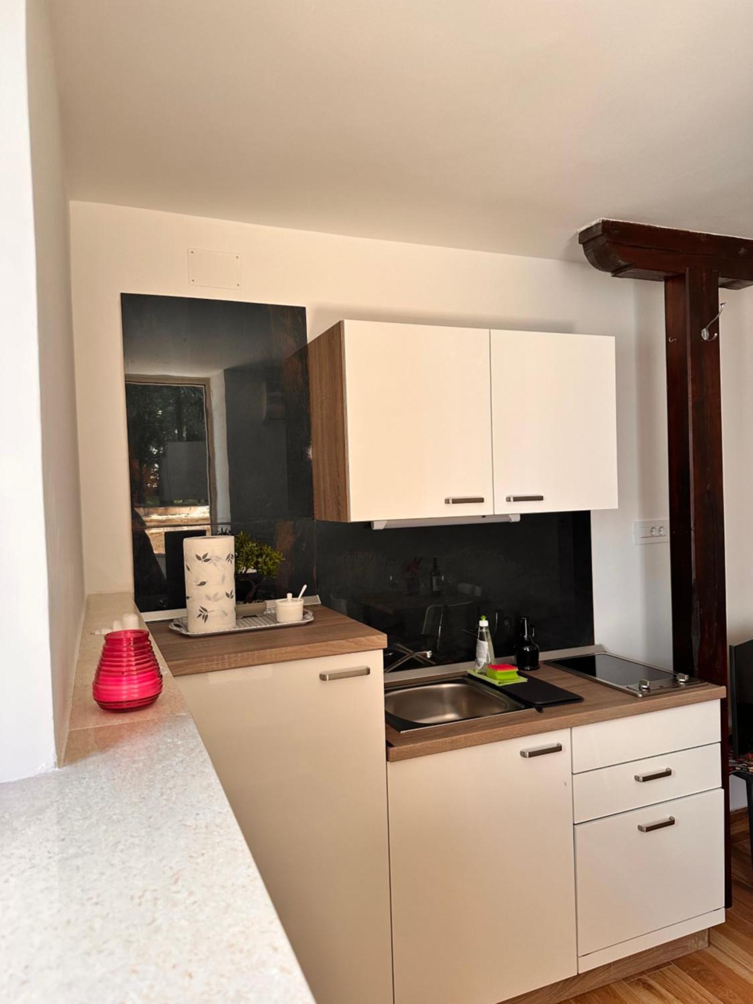Lux Apartments In Downtown Pula Dış mekan fotoğraf